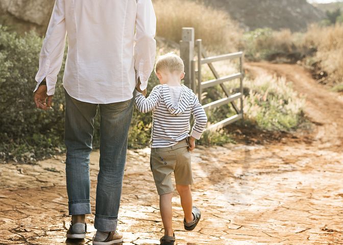 7 Schritte für einen würdevollen Umgang mit deinem Kind